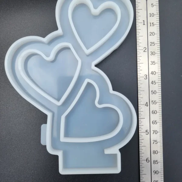 Interlocking Hearts